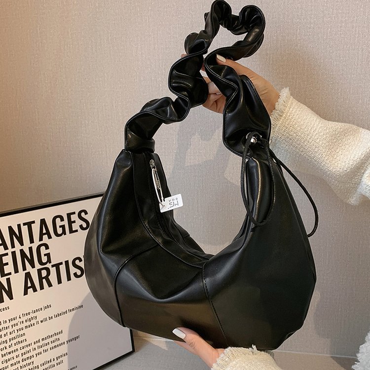 Retro Crossbody Bag for Women, Versatile 2023 Autumn New Folded Tote Bag with Large Capacity, High-End Single Shoulder Bag for Export