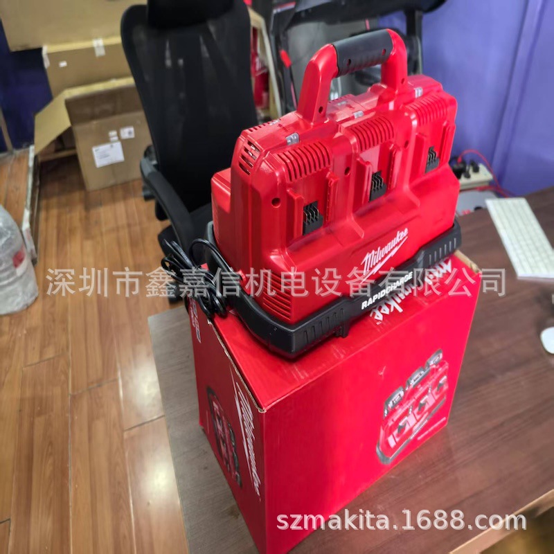 批发米沃奇M18™ 和 M12™ 快速充电站 M12-18C3