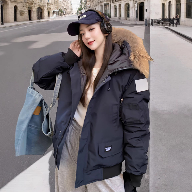 Parker down Jacket for Women with Large Fur Collar, Short Style, Outdoor Extreme Cold Three-Proof Flight Jacket, 2025 Winter New Model Parker down Jacket for Women with Large Fur Collar, Short Style, Outdoor Extreme Cold Three-Proof Flight Jacket, 2025 Winter New Model