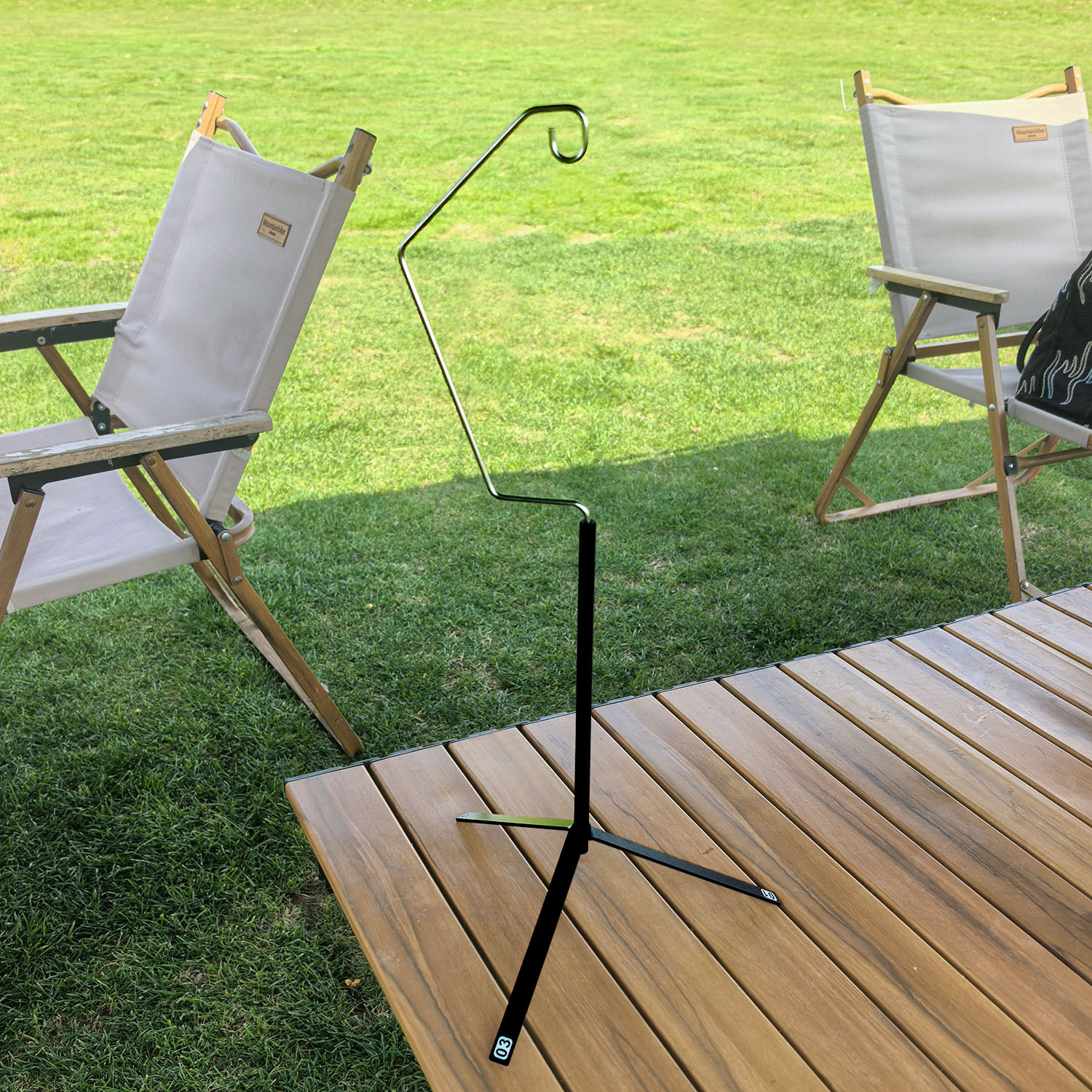 Outdoor Camping Light Stand Tripod Portable Metal Hanging Light Stand Camping Tent Light Stand Camping Hook