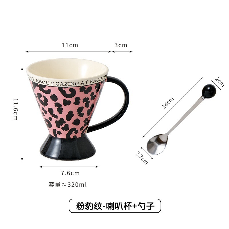 ピンクヒョウ柄トランプ型カップ英字マグカップレトロ高価値セラミックカップ女性の対照的な色のドリンクカップ|undefined