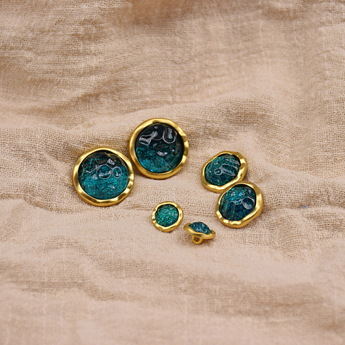 Rich light resin Western European style retro gemstone metal buttons for women's coats, jackets, shirts and clothing buttons