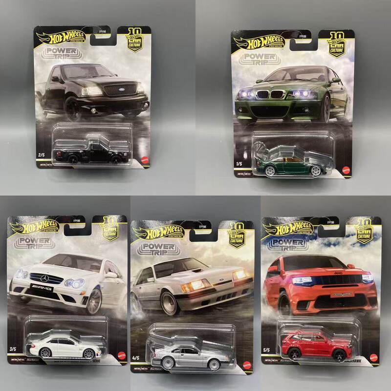 Fenghuo Wheel Car Culture Japanese History 5 Datsun Sunny Toyota Rubber Tire Iron Bottom Alloy Car Model Fpy86