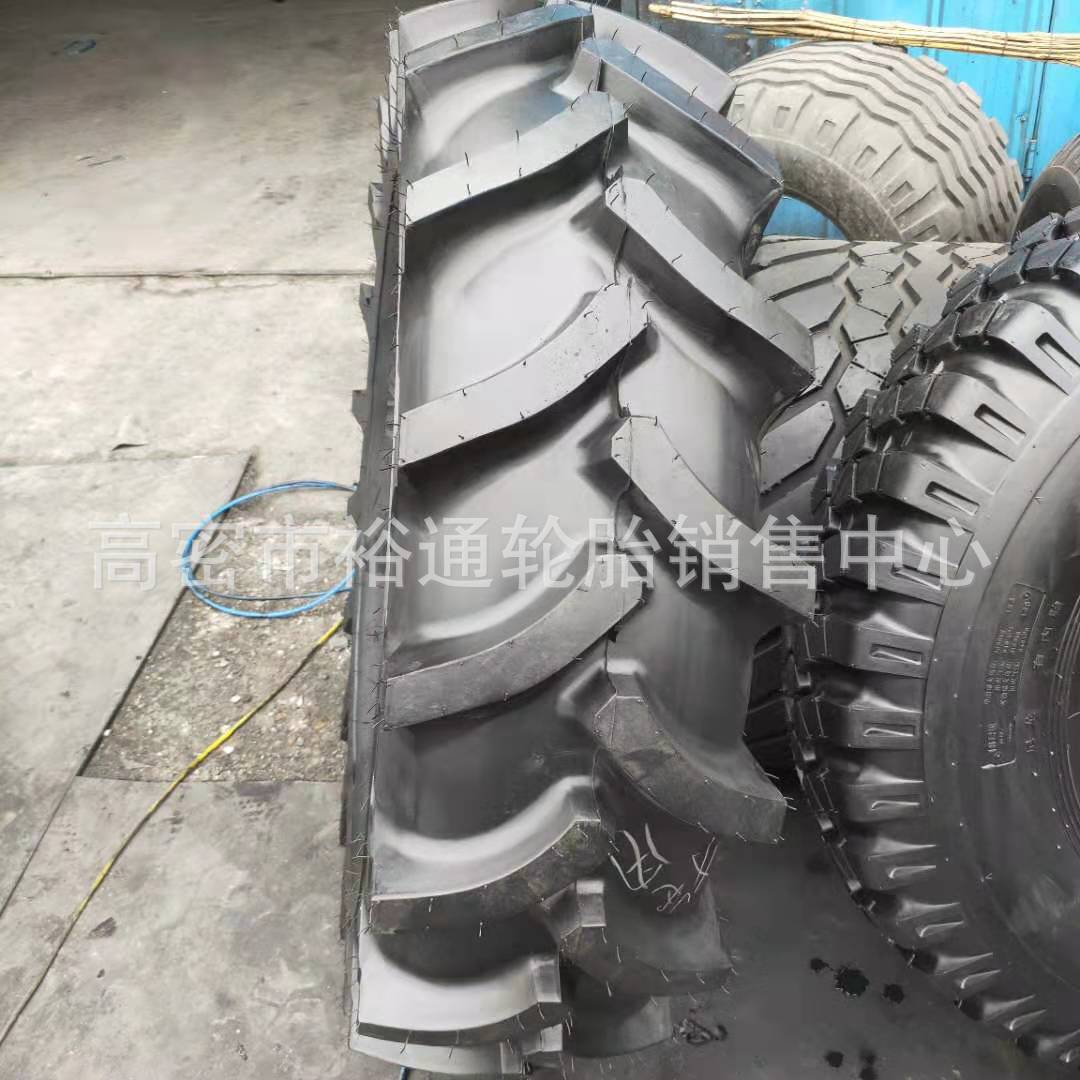 农用拖拉机轮胎13.6 14.9 16.9-24-28-30-34 灌溉轮胎R-1人字花纹