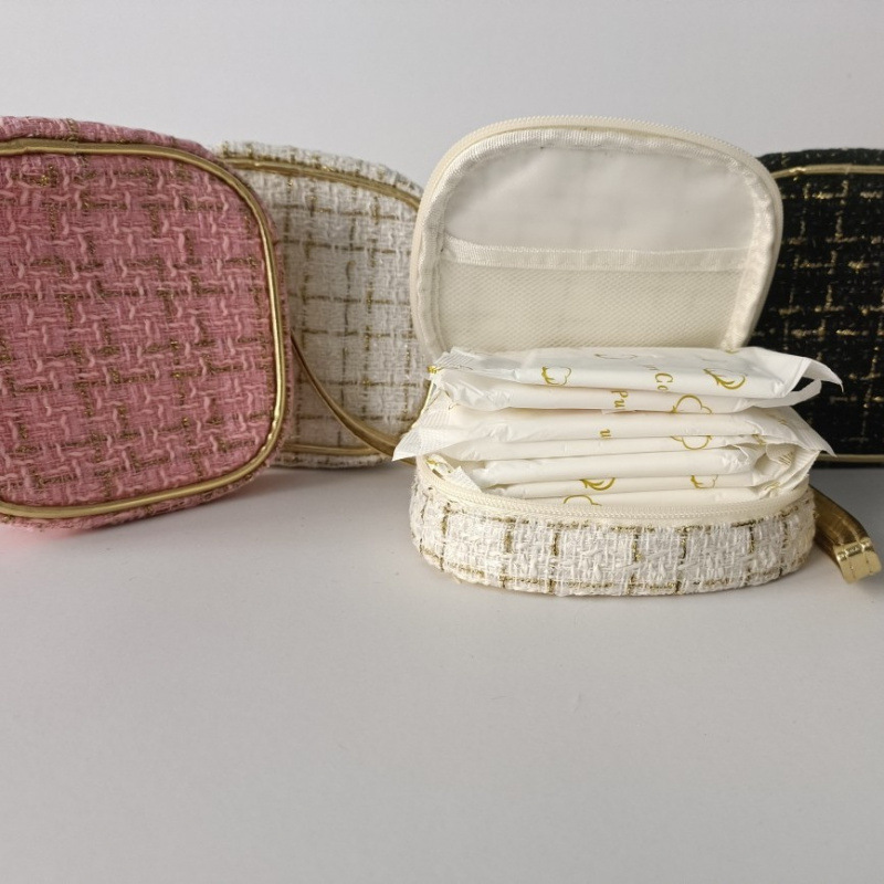 小香风毛呢化妆包多功能化妆品收纳包便携旅行高颜值手拿包包