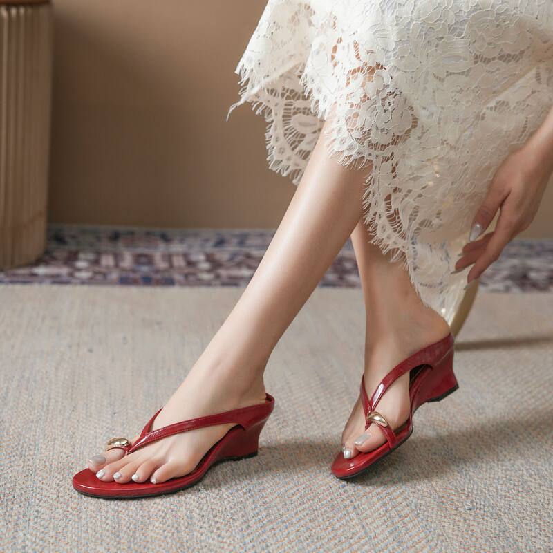Dép sandal nữ quai ngang khóa kim loại đế xuồng mũi vuông — Màu bạc, Màu trắng ngà, màu đen, màu đỏ