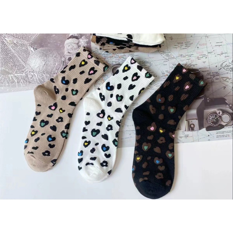 0311 종아리 중간 호피 무늬 여성 양말