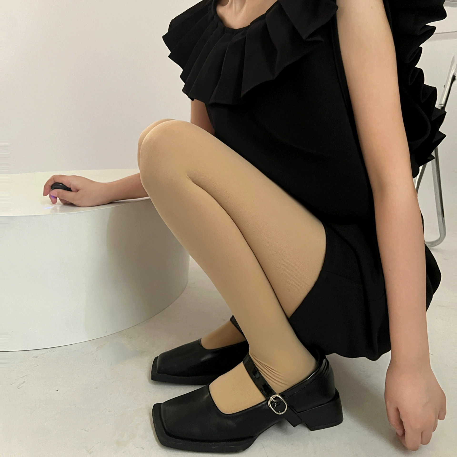 Velvet swan, base tights, universal socks