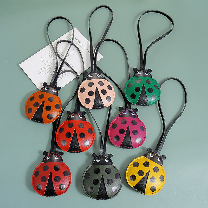 Customizable Logo Leather Keychain Small Pendant Insect-Shaped Bag Pendant Doll Seven-Star Ladybug Backpack Decoration Customizable Logo Leather Keychain Small Pendant Insect-Shaped Bag Pendant Doll Seven-Star Ladybug Backpack Decoration