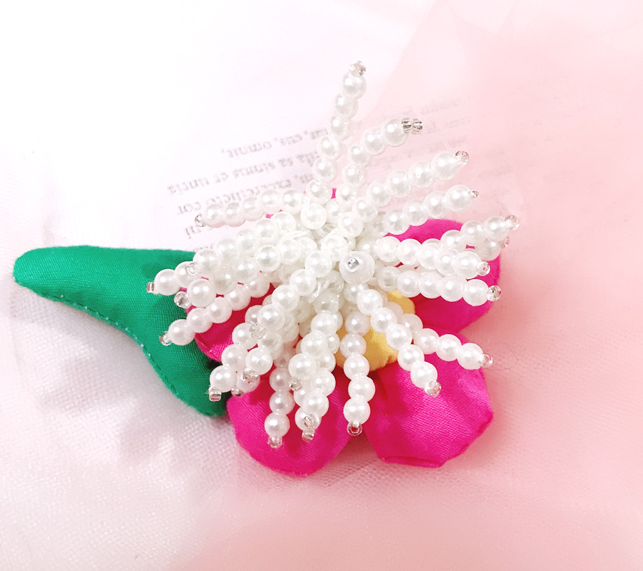 10g Weight Shoe Buckle Shoe Accessories Type 1 Piece Quantity Daily Occasion Arylic, Alloy Material Flower Pattern Winter, Summer, Spring Season Women's Gender Flower Shoe Accessories Arylic Alloy Winter Summer Spring Shoe Buckle 20