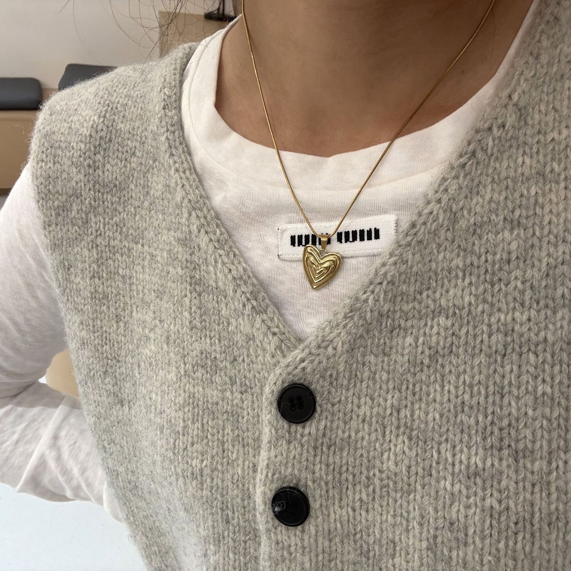 通體鈦鋼小眾設計不規則熔岩螺紋愛心項鍊女ins冷淡風時尚鎖骨鏈