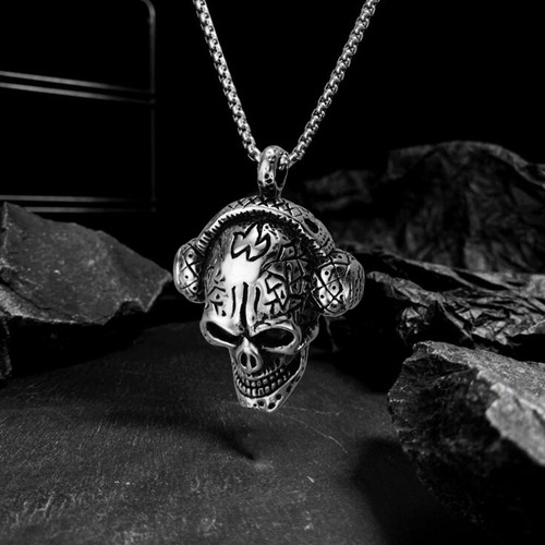 New Skull Headphones Pendant Retro Punk Men's Titanium Steel Chain Necklace Ghost Head Listening to Music Accessories