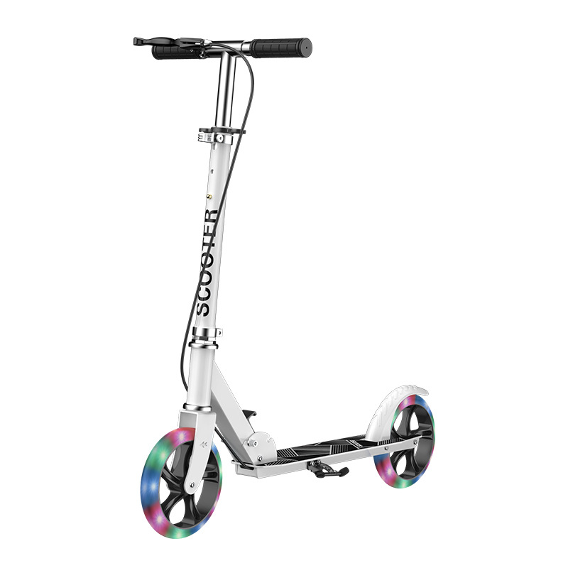 Rueda intermitente nuevo scooter para adultos de dos ruedas para que los jóvenes aprendan el scooter plegable del campus