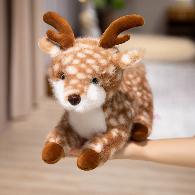 Elk Sika ciervo muñeca lindo ciervo juguete de peluche accesorios de fotografía para niños muñeca de trapo muñeca transfronteriza