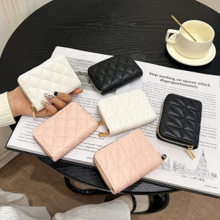 С��y�L�ٿ���Ůʿ�࿨λ���Iˢ�������y�п��A�׸ߙn���¿�Ƭ��