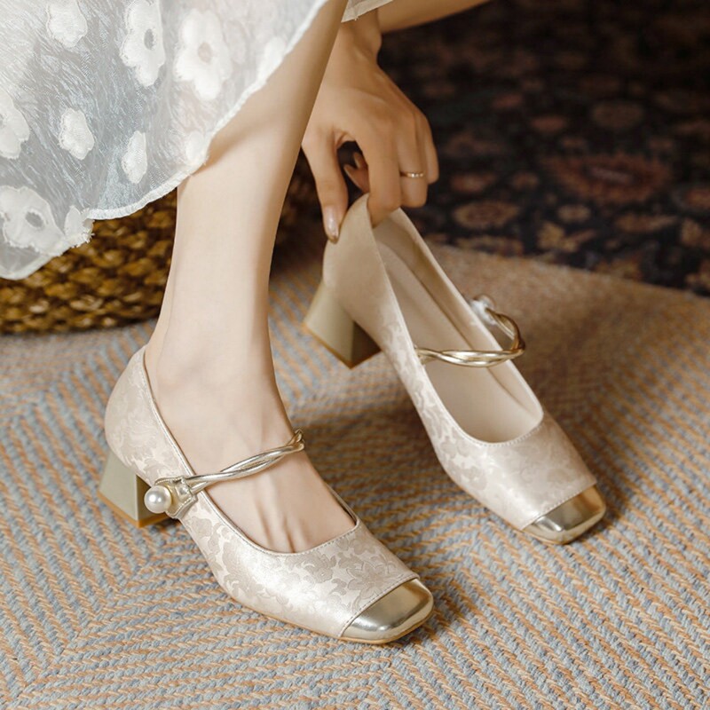 Mary Jane High-Heeled Shoes for Women, Single-Strap Chunky Heel Shoes, 2025 Trendy Patchwork Tiktok Hot Style, Chanel-Inspired Women's Shoes Mary Jane High-Heeled Shoes for Women, Single-Strap Chunky Heel Shoes, 2025 Trendy Patchwork Tiktok Hot Style, Chanel-Inspired Women's Shoes