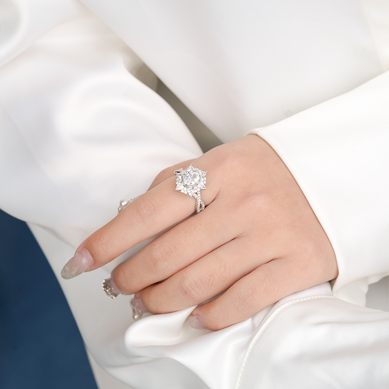 Damila s925 plata esterlina moissanite anillo de las mujeres de la personalidad europea y americana luz de lujo con incrustaciones de circón anillo transfronterizo exclusivo