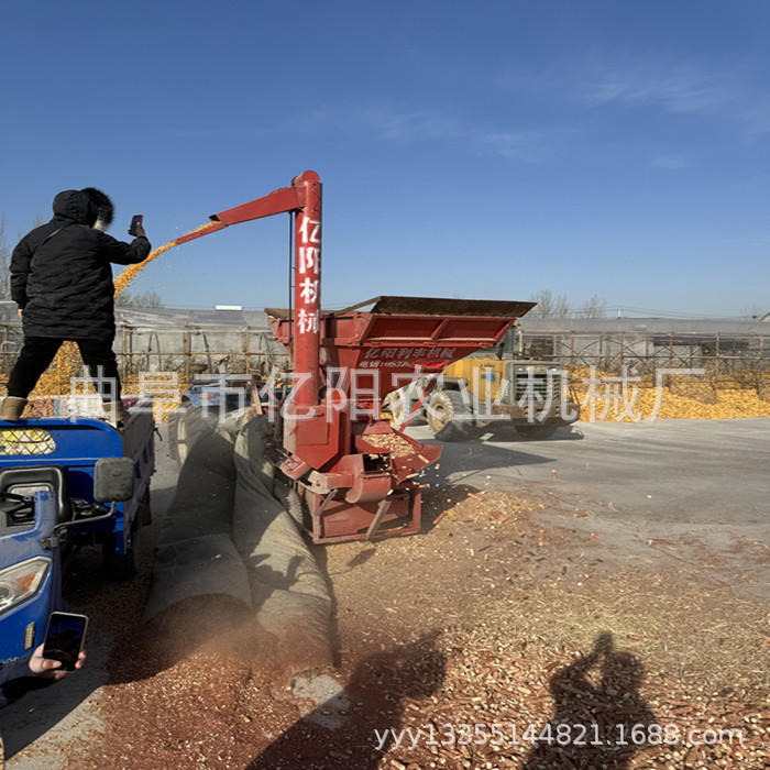 新式全自动玉米脱粒机 新款双滚筒玉米脱粒机图片