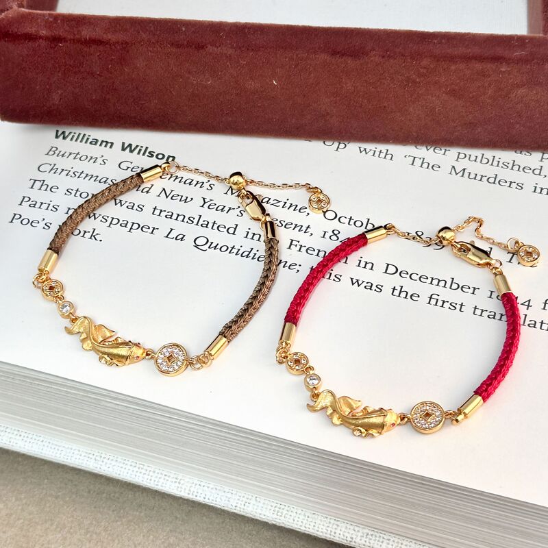 Ancient Gold Brushed Small Koi Gold Coin Bracelet, Fashionable, Exquisite, High-End, Elegant Women's Bracelet with High Color Retention