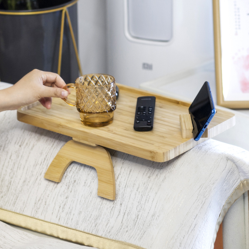 Sofá reposabrazos lado bandeja lado varios móviles mesas de té mini tablero esquina de café doméstico varios estantes ajustables