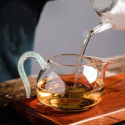Taiwan Heqi glass fair cup male cup uniform cup glass tea sea cup tea cup crystal color indifferent
