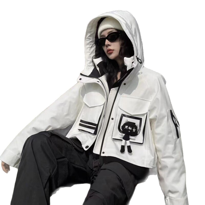 2025新款冬季羽绒服女可拆卸两件套短款连帽欧货小恶魔冲锋衣外套|undefined