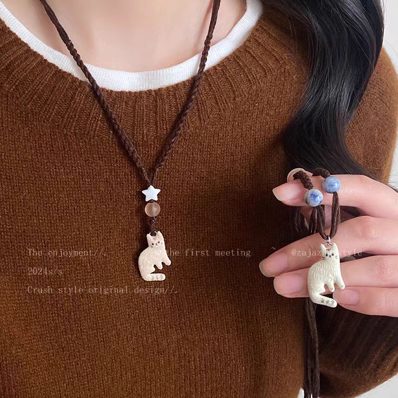 立体小猫咪编织毛线项链女卡通可爱小众设计感毛衣链时尚个性颈链