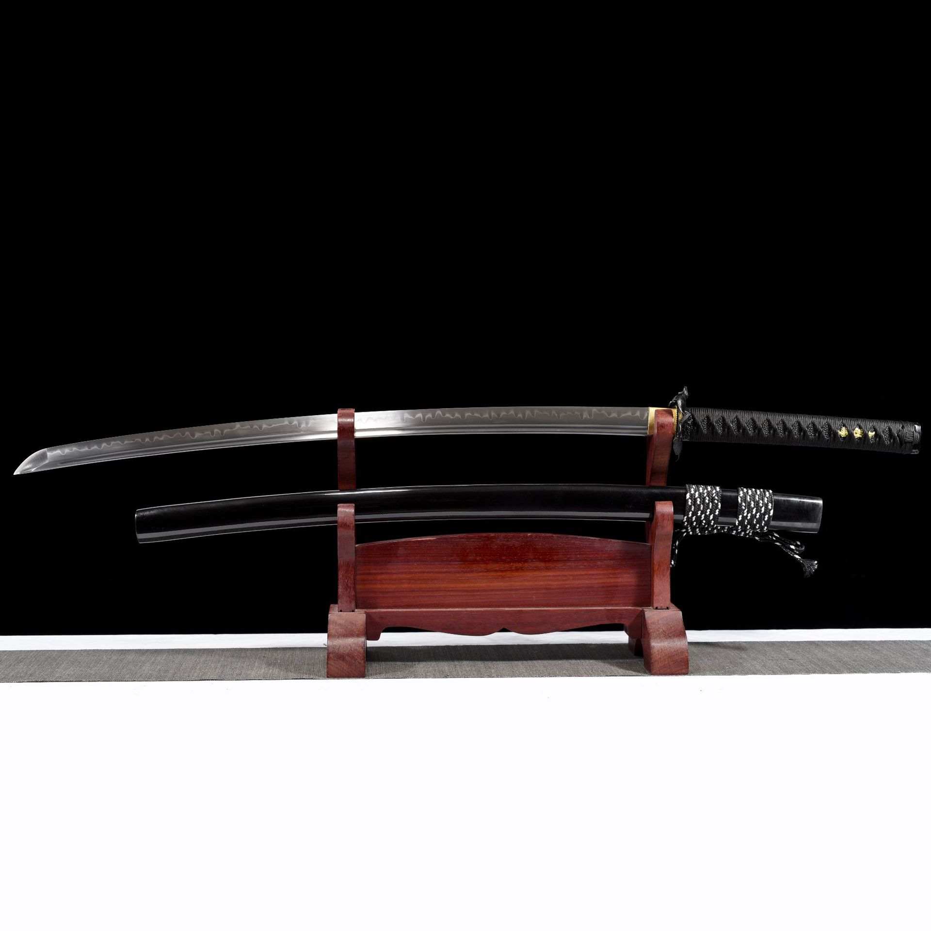 龙泉市刀剑T10烧刃手工锻打冷兵器日式指挥刀影视宝剑收藏未开刃