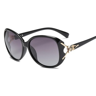 New Fashion Trend Fox Head Sunglasses Women's Large Frame Sun Polarized Color Changing Glasses Sunglasses 8842