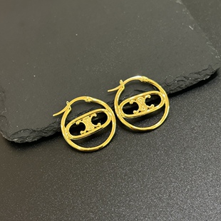 �P���T�i�����S�~��AȦ���hŮС���߼��з�ʽ���|���s��Ȧ���