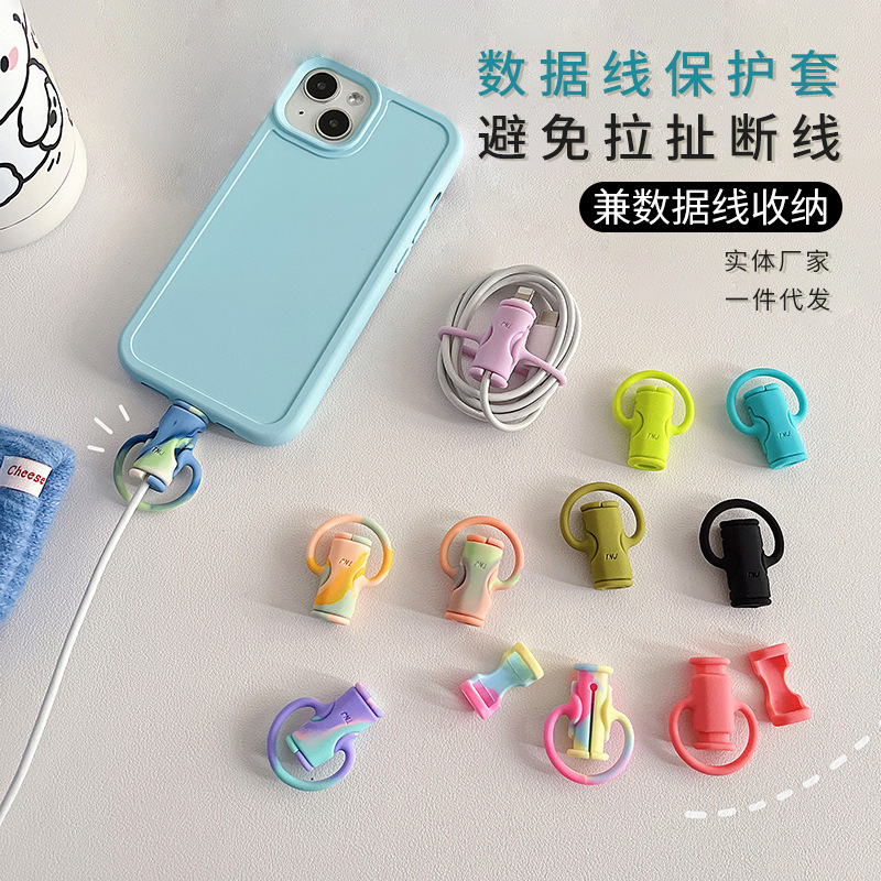 Venta al por mayor de silicona de almacenamiento de cable de datos cubierta protectora cable de carga cable soporte de cable multicolor de dibujos animados teléfono móvil dispositivo mordedor de alambre