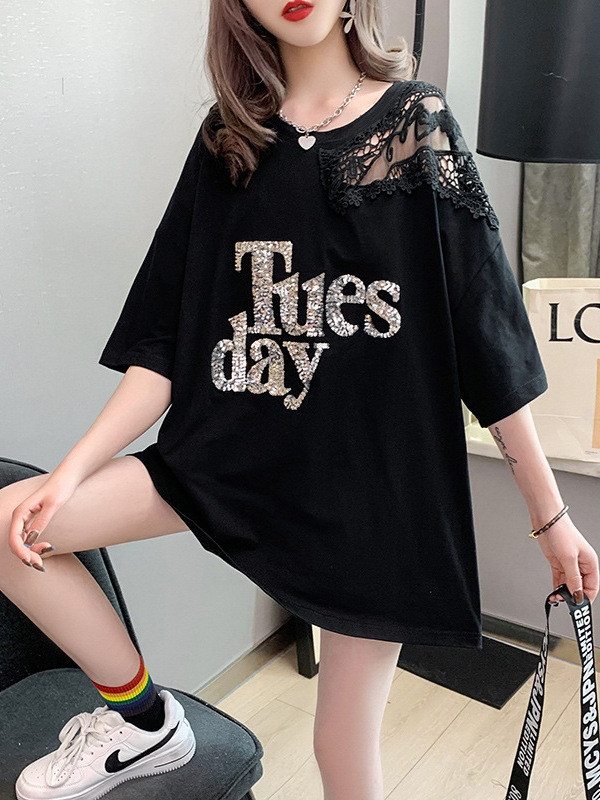 lace summer design black T-shirt with a round collar
