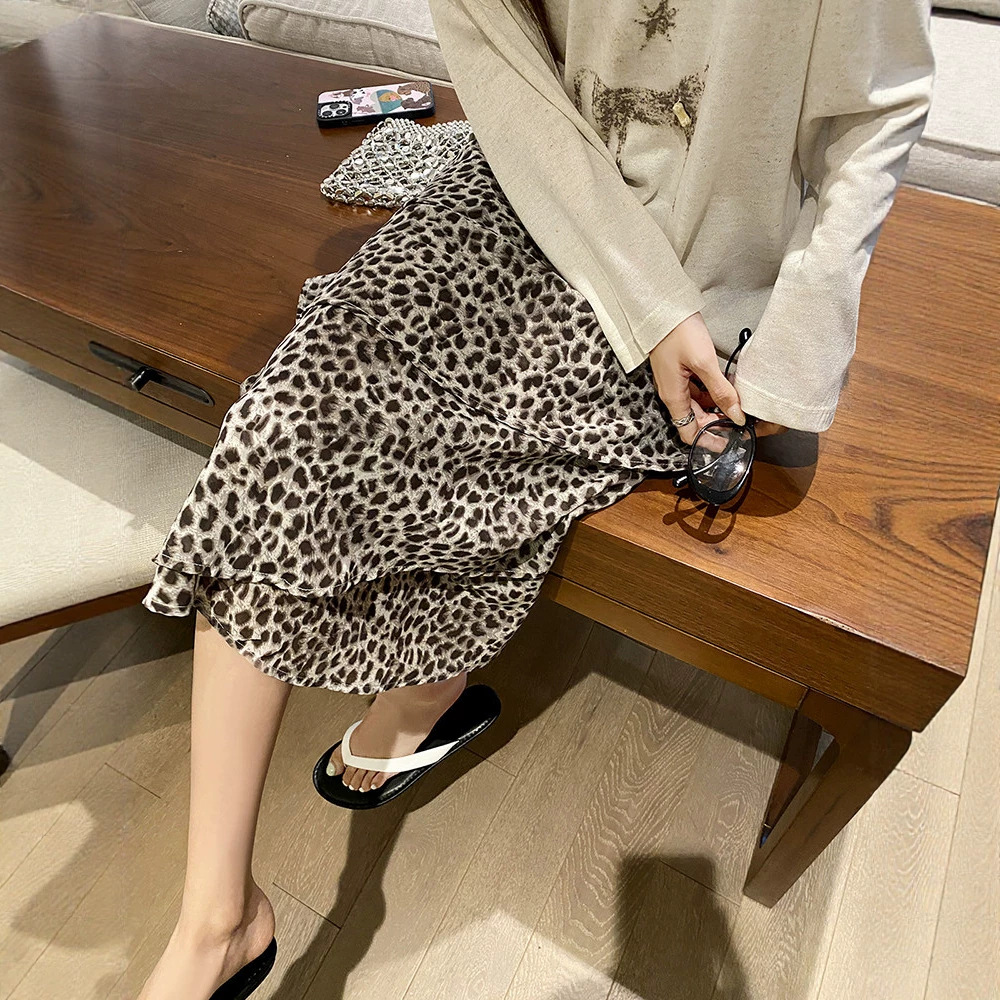 Summer Thin Chiffon Leopard Print A-Line Skirt for Pregnant Women, Sweet and Spicy Design, Irregular Slimming Effect, Versatile Cake Skirt