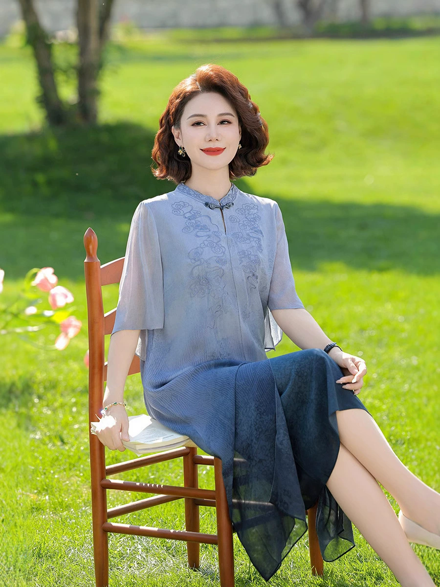 Элегантное китайское платье для женщин среднего и старшего возраста, лето 2025. Новое модное платье высокого класса для мам.