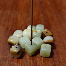 天然玉石香插阿富汗不规则小方块线香插沉香檀香卧香座