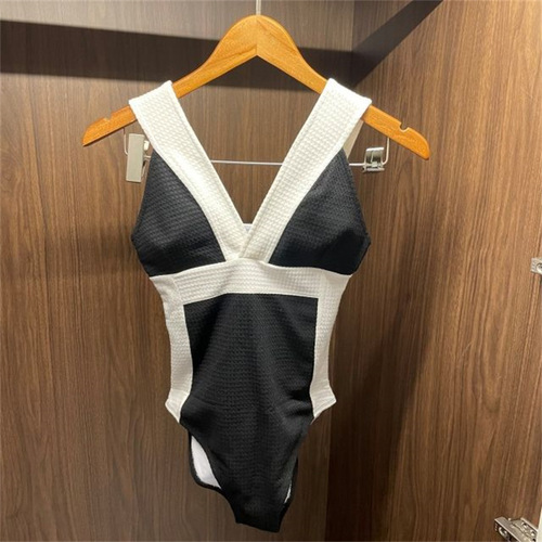 Cross-border wholesale swimwear  new bikini Korean version sexy black and white stitching slimming one-piece swimsuit for women