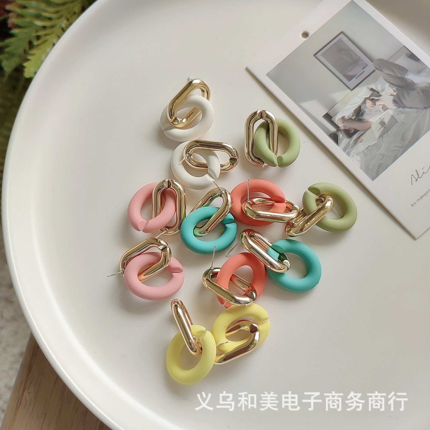 Spring and Summer new 2021 fresh candy color hollow round acrylic chain earrings niche sweet earrings