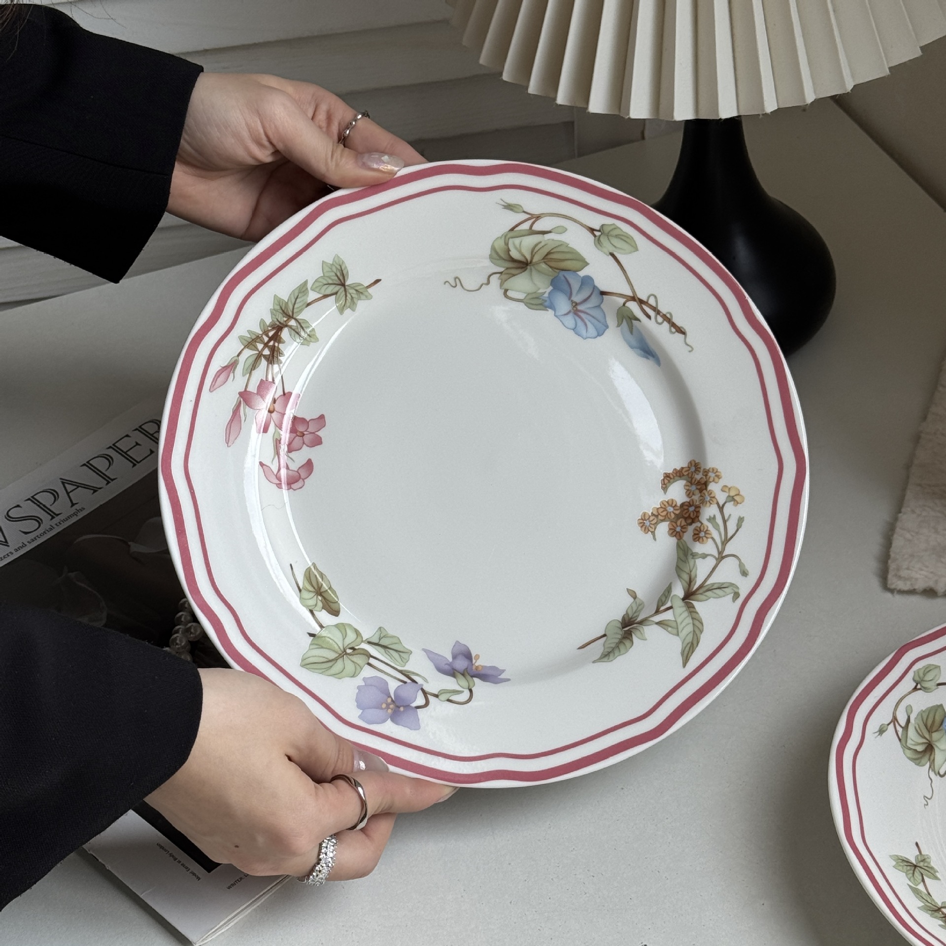 Francés fresco colorido plato de cerámica flores de trompeta té de la tarde dulces tazas de platos de platos caseros serie de platos de tostada image 9