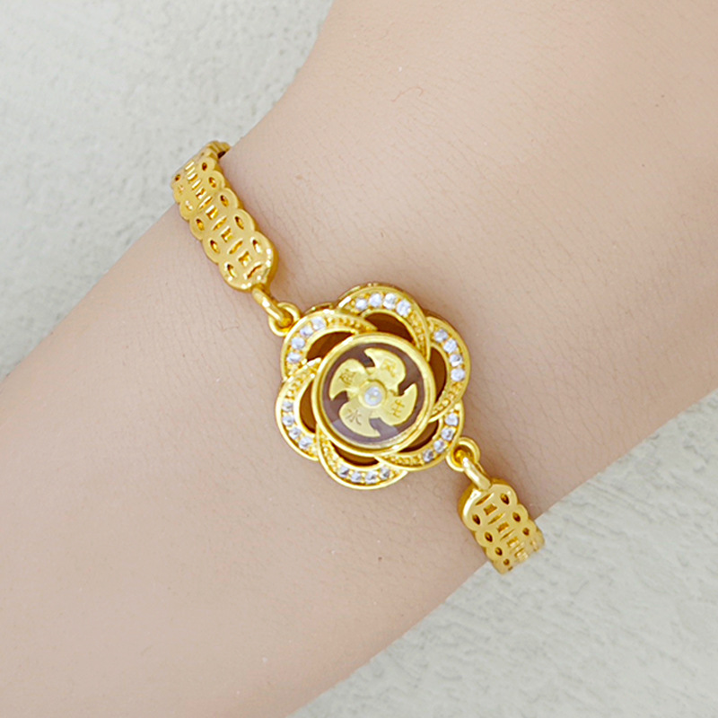 Southeast Asia Cross-border Bracelet Thailand Malay Low Price Wholesale Gold Plated Light Luxury Hong Kong Plum Blossom Full Diamond Copper Bracelet for Women