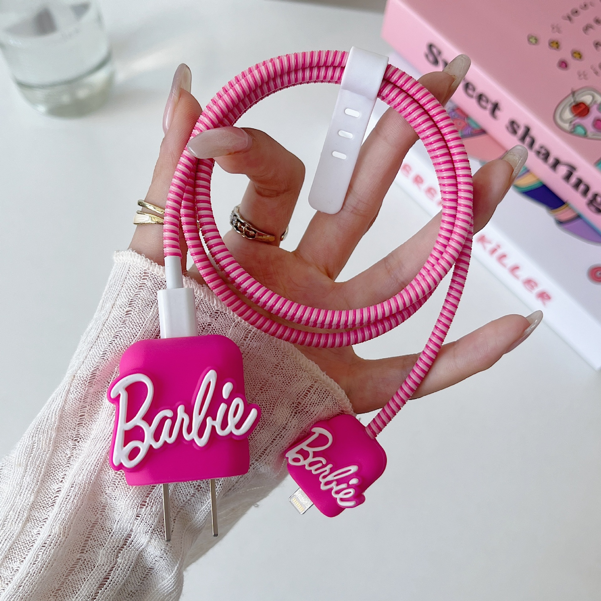 바비(4개 세트) 크고 작은 머리 + 1.4m 와이어 로프 + 실리콘 넥타이