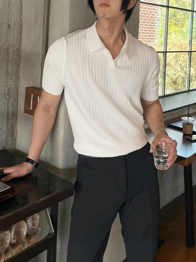 Polo de punto con cuello de gaviota Suéter de manga corta delgado europeo para hombre Suéter transpirable de seda fría Suéter Paul Cuello en v