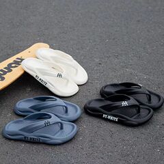 EVA new flip-flops: Non-slip, wear-resistant, soft-soled men's sandals with thick, sturdy soles.
