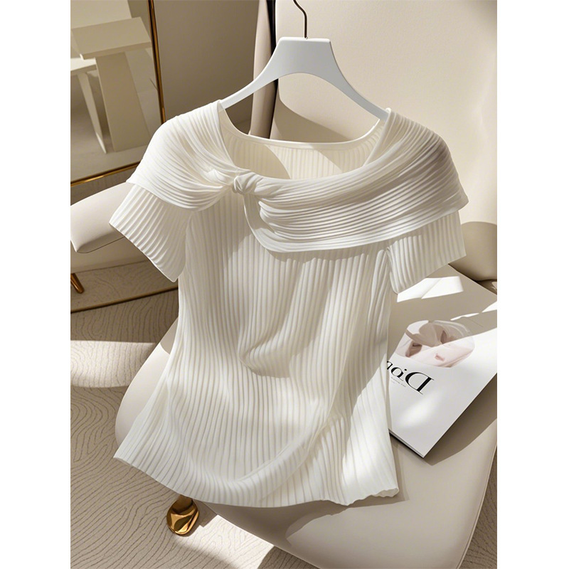 Xia Xin ホワイトアイスシルクニット Tシャツフレンチスタイルユニークで美しいシャツライトラグジュアリーハイエンド半袖トップ女性用|undefined