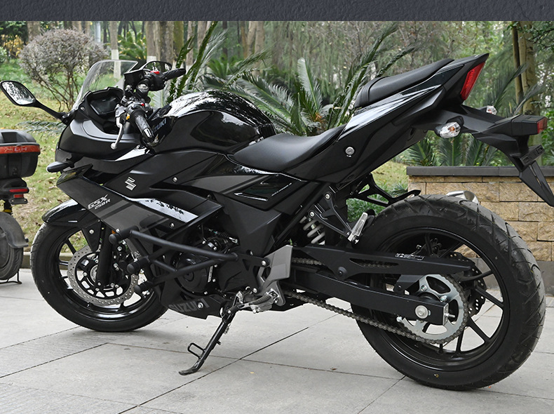 Suitable for Haojue Suzuki Gsx250R Motorcycle Crash Guard, Anti-Fall Full Surround Bumper, One-Piece Anti-Collision Racing Bar