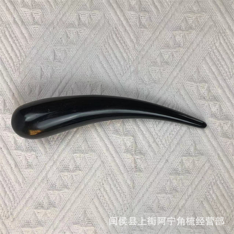 Horn Acupoint Massage Stick Solid Buffalo Horn Guasha Meridian Tool for Neck Back Foot 14-16cm in use