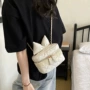 迷你蝴蝶结款蕾丝小众斜挎包