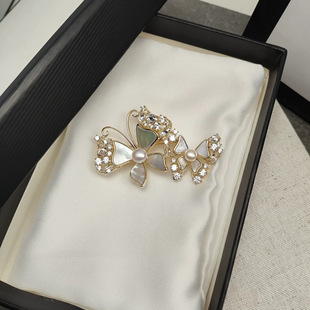 Shell Double Butterfly Brooch 5-7mm Natural High Quality Freshwater Pearl Double Beads Flying Together