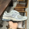 2002RRO-White and Gray