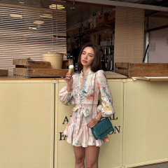 现货2025秋冬亚马逊独立站跨境优雅甜美灯笼袖蝴蝶结系带女士连衣