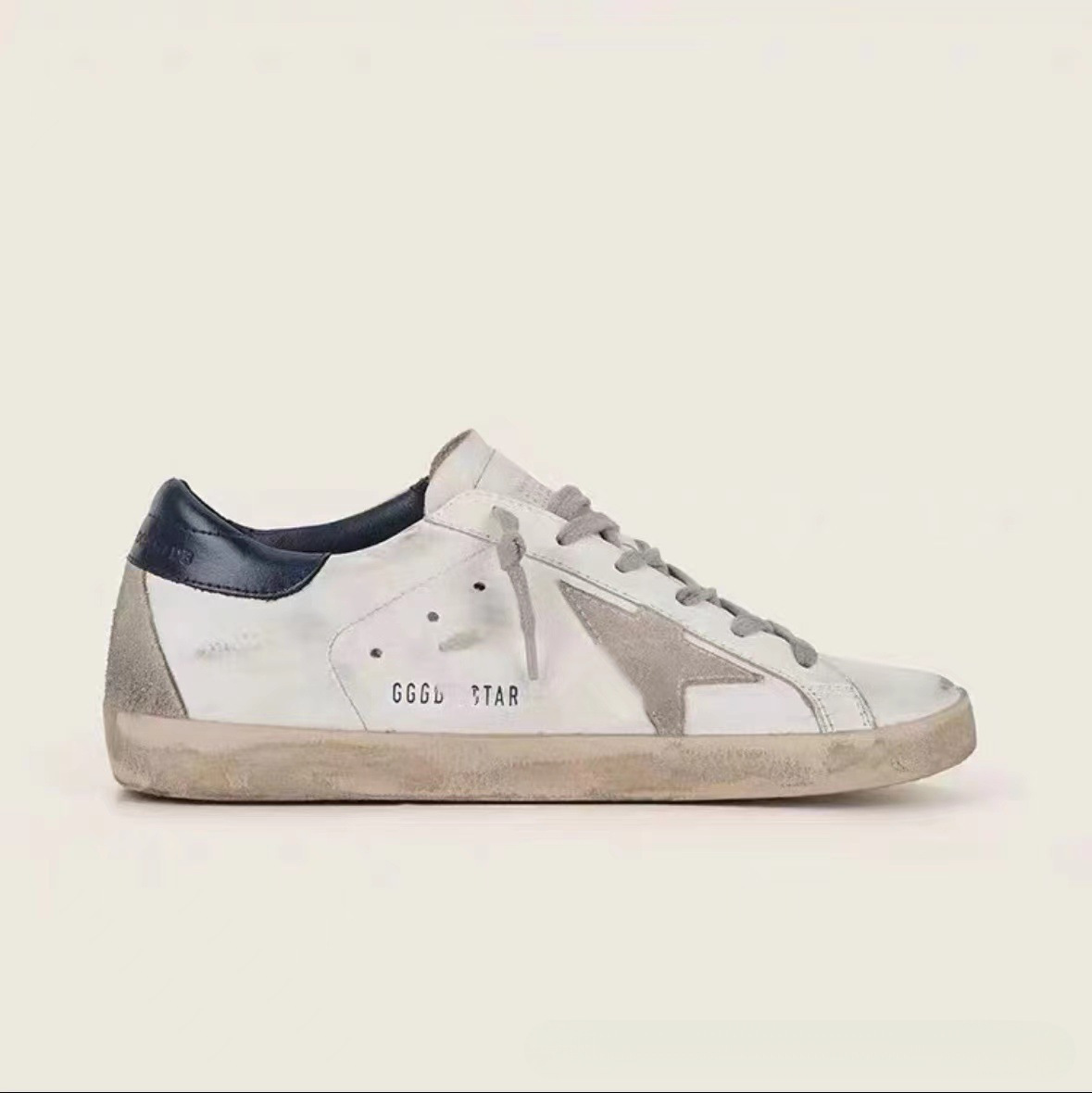 Clásico universal casual coreano GG hacer viejas estrellas pequeñas zapatos sucios zapatos de skate para hombres aumentan la altura interior de zapatos sucios de piel de vaca pequeños zapatos blancos